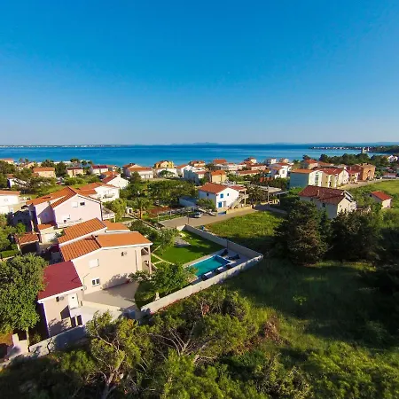 Lovely Child-friendly In Near Sea וילה *