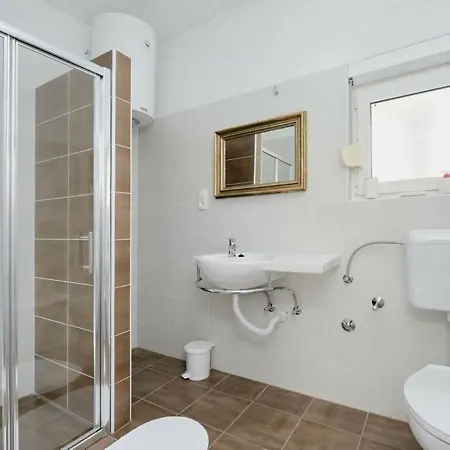 Lovely Child-friendly In Near Sea Vir